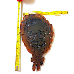 vintage Kentucky Fried Chicken Colonel Sanders  head plaque KFC